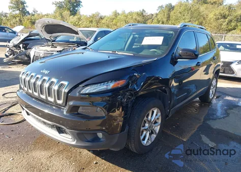 2015 Jeep Cherokee Latitude z USA, uszkodzony, nr VIN 1C4PJLCB5FW721723